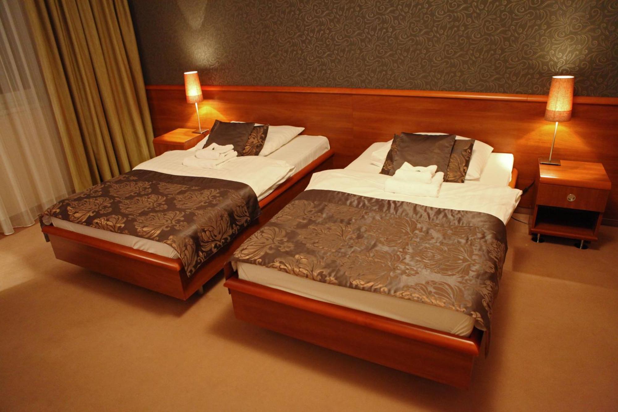 Hotel Centrum Neutra Zimmer foto